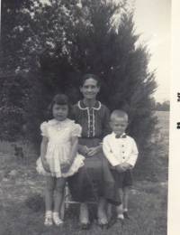 Granny Donie, Judy and Larry Connell