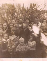 Marvin and Fannie grandchildren - circa 1950 2