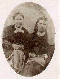 Mary Jane Blackmon (left) Nancy Elizabeth Hayes (righ)