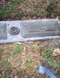 Jesse &amp; Virginia Headstone