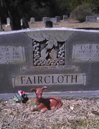 Gravestone of Jesse &amp; Essie (Suggs) Faircloth