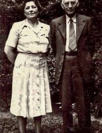 Ethel and Milton Weinberg Sr