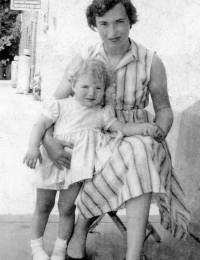 Rhonda and her Mom, Dewayne Gore