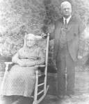 Nathan Everette Hardwick (1851-1937) and wife Rebecca Reaves Hardwick (1861-1941)